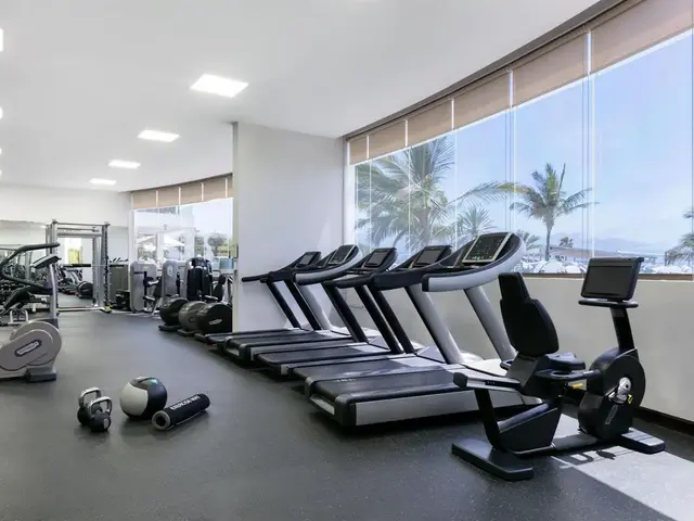 фотографии Crowne Plaza Muscat By IHG изображение №4