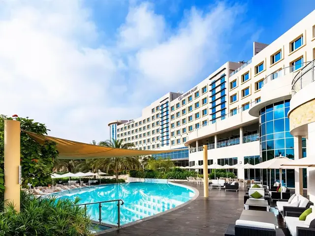 Crowne Plaza Muscat OCEC