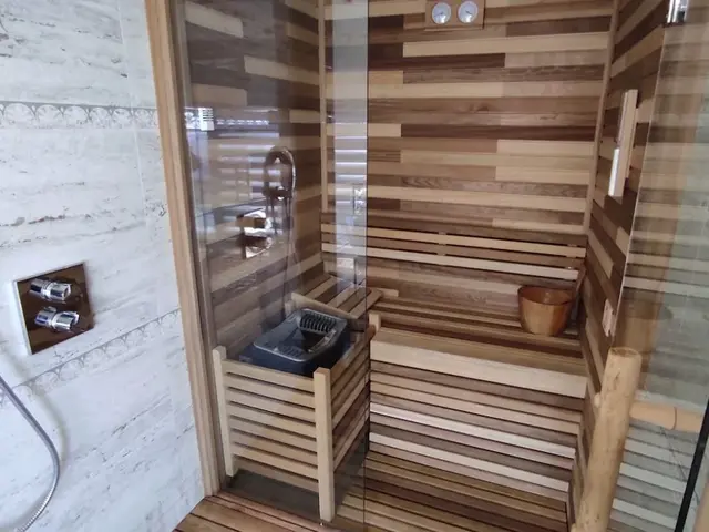 фотографии отеля Elite Luxury Suite & Spa изображение №3