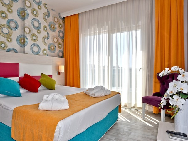 фотографии Ramada Resort Side (ex. The Colours West) изображение №12