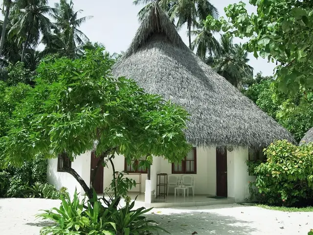 фото отеля Fihalhohi Maldives (ex. Fihalhohi Island Resort) изображение №13