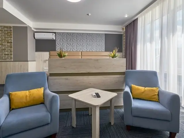 фото Форум (Forum) изображение №30