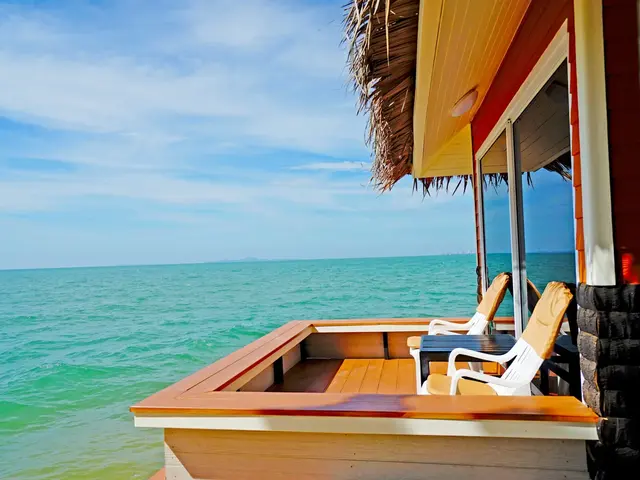 фото отеля Sunset Village Beach Resort изображение №5
