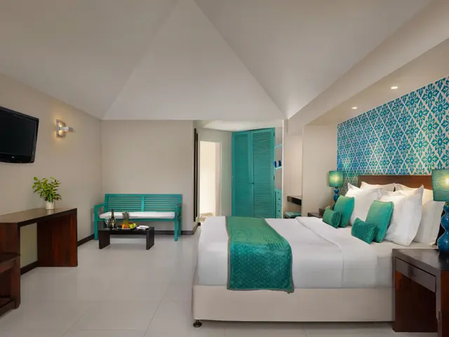 фотографии Adaaran Select Hudhuranfushi (ex. Lohifushi Island Resort) изображение №4