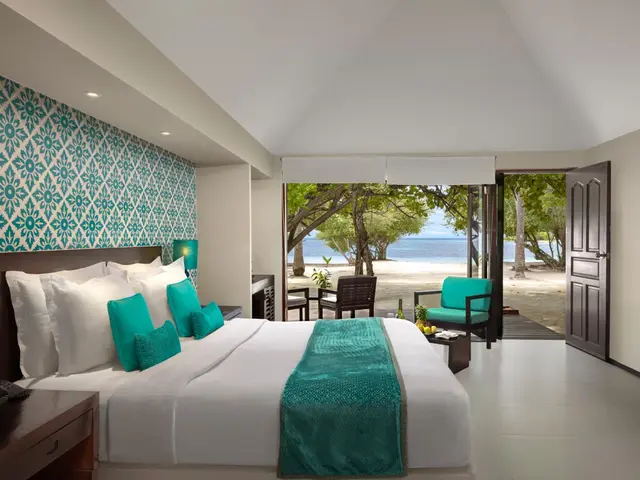 фотографии отеля Adaaran Select Hudhuranfushi (ex. Lohifushi Island Resort) изображение №3