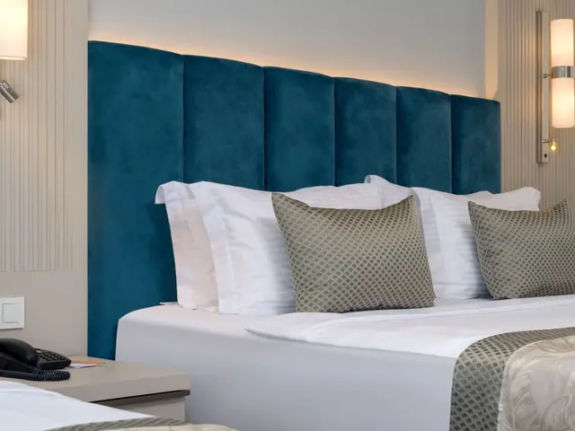 фото Pine Beach (ex. Maritim Pine Beach) изображение №14