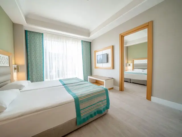 фотографии отеля Karmir Resort & Spa изображение №7