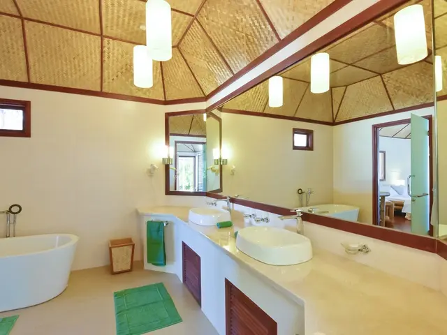 фото Thulhagiri Island Resort & Spa изображение №2