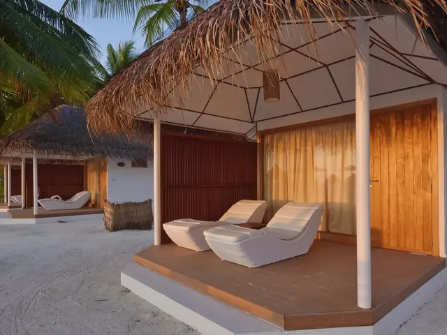 фотографии отеля Thulhagiri Island Resort & Spa изображение №3
