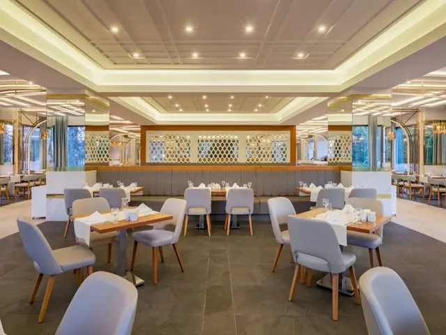 фото Rai Premium Tekirova (ex. Queen's Park Rai Premium Tekirova; Queen's Park Tekirova Resort & Spa) изображение №54