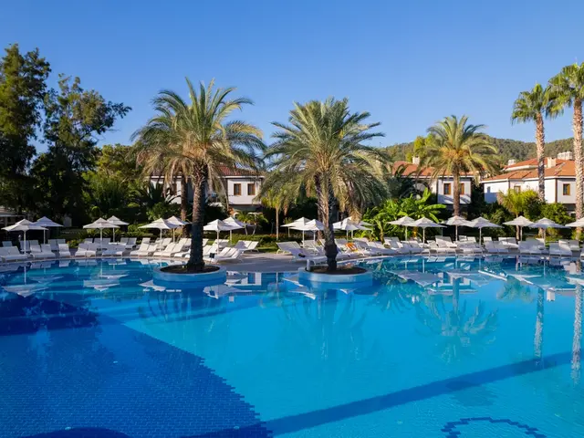 фото Rai Premium Tekirova (ex. Queen's Park Rai Premium Tekirova; Queen's Park Tekirova Resort & Spa) изображение №6