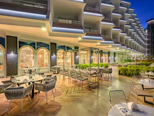 фотографии Rai Premium Tekirova (ex. Queen's Park Rai Premium Tekirova; Queen's Park Tekirova Resort & Spa) изображение №4