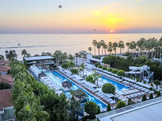 фотографии отеля Q Premium Resort изображение №15