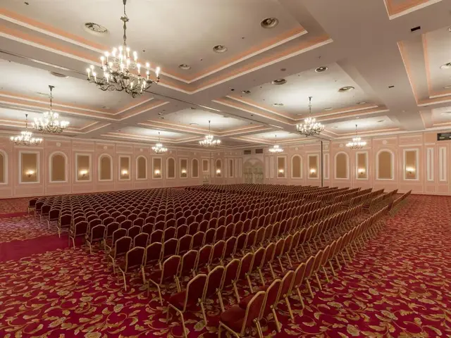 фото отеля Kremlin Palace (ex. Pgs Kremlin Palace; Wow Kremlin Palace Hotel) изображение №29