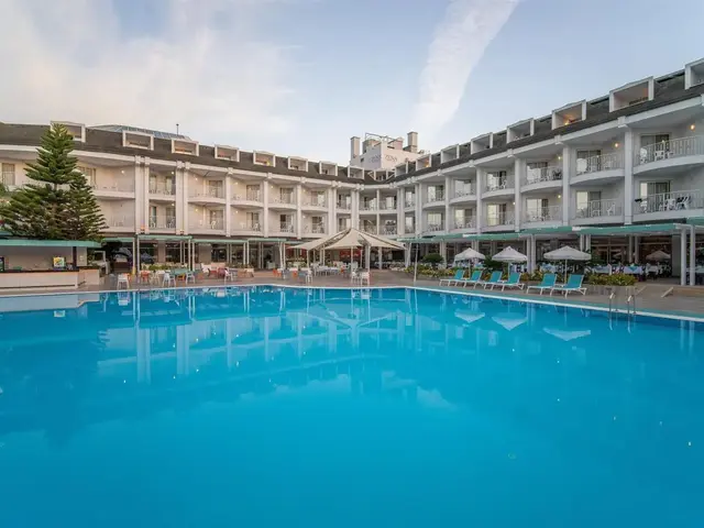 фото отеля Zena Resort (ex. Riva Zena) изображение №1