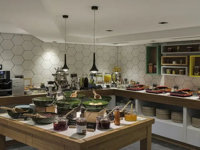 фотографии отеля Holiday Inn Istanbul Old City, An IHG (ex. Best Western Senator) изображение №27