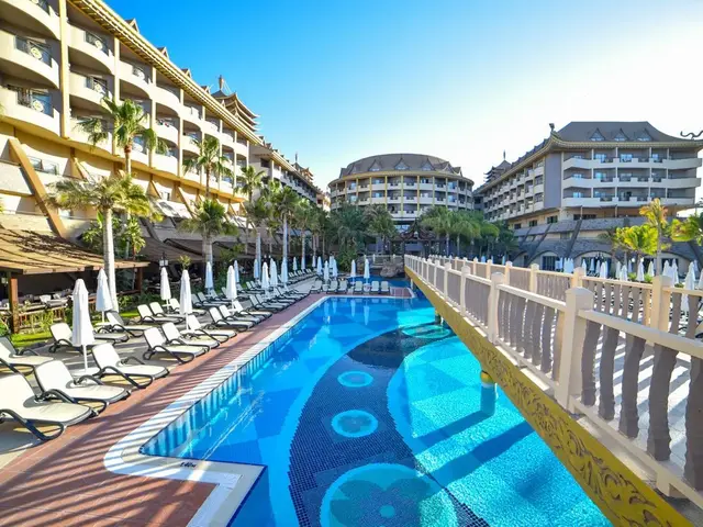 фото отеля Royal Dragon изображение №1