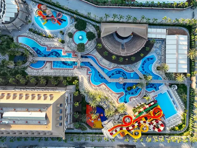 фотографии Royal Dragon изображение №16