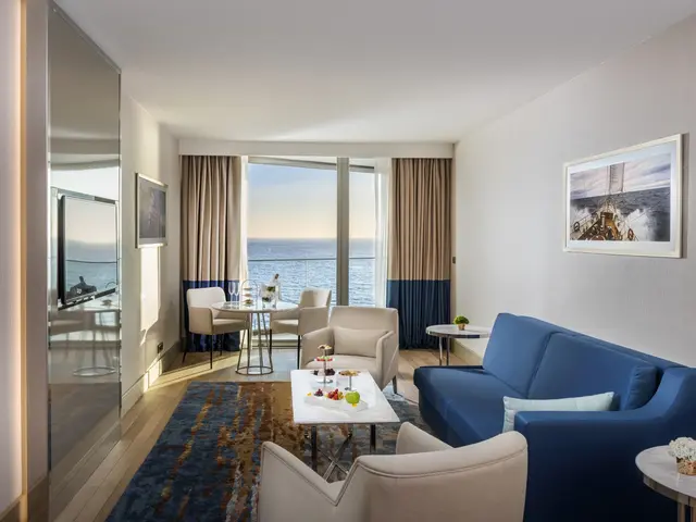 фото отеля Crowne Plaza Istanbul - Florya изображение №17