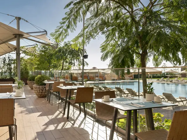 фото отеля Crowne Plaza Istanbul - Florya изображение №5