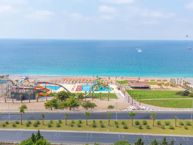 фото Casa Fora Beach Resort (ex. Laphetos Beach Resort & Spa; Ayra Beach Resort & Spa) изображение №2