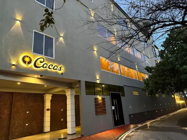 Cocos Polhena
