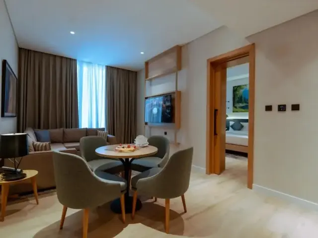 фотографии отеля West Walk Retaj изображение №19