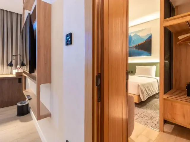 фото отеля West Walk Retaj изображение №17