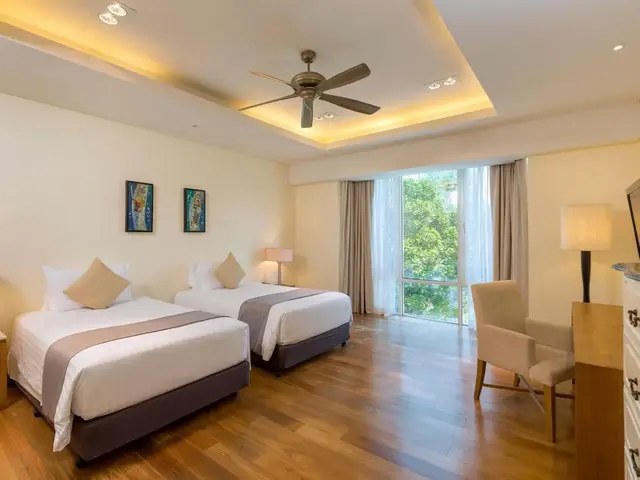 фото отеля Splash Beach Resort (ex. Grand West Sands Resort & Villas; Centara West Sands Phuket) изображение №57