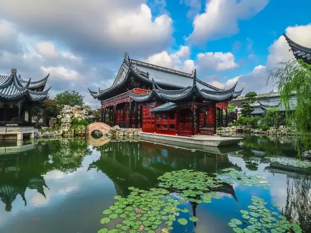 Royal Garden Hotel Shanghai