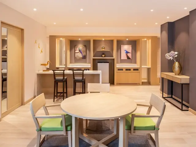 фото отеля Le Meridien Khao Lak Resort And Spa (ex. Bangsak Merlin Resort) изображение №9