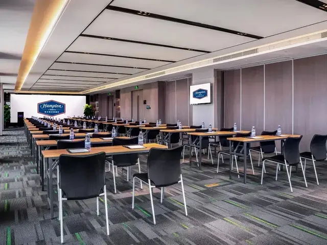 фотографии отеля Hampton By Hilton Guangzhou Panyu Avenue изображение №3