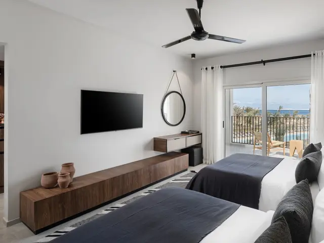 фото отеля Serry Beach Resort изображение №9