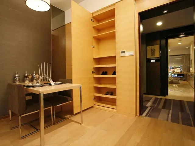 фото отеля Silin Residence Poly World Trading Center изображение №9