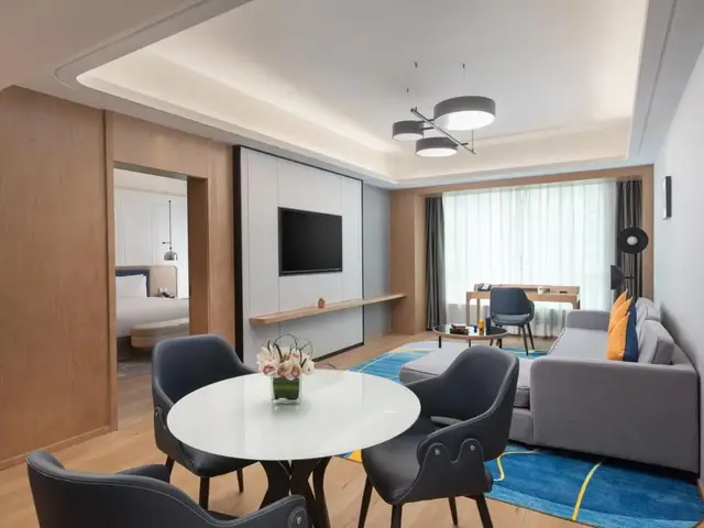 фото отеля Voco Guangzhou Shifu By IHG (ex. Holiday Inn Shifu) изображение №41