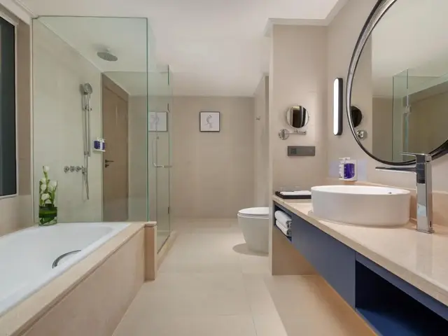 фотографии Voco Guangzhou Shifu By IHG (ex. Holiday Inn Shifu) изображение №24