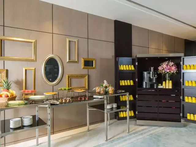 фото отеля Golden Tulip изображение №25