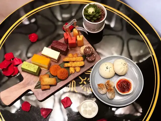 фотографии отеля Golden Tulip изображение №19