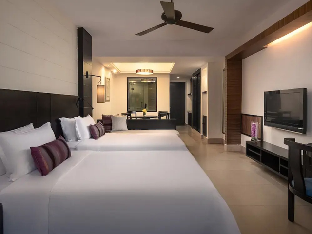 фото Ramada Plaza By Wyndham Sanya Bay (ex. Wyndham Sanya Bay Annex Building; Sanya Lihe) изображение №10