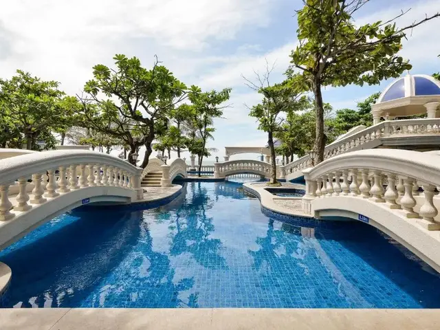 фото отеля Lan Rung Beach Resort изображение №21
