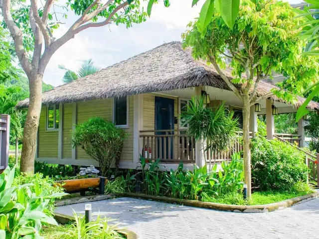 фотографии Lan Rung Beach Resort изображение №4
