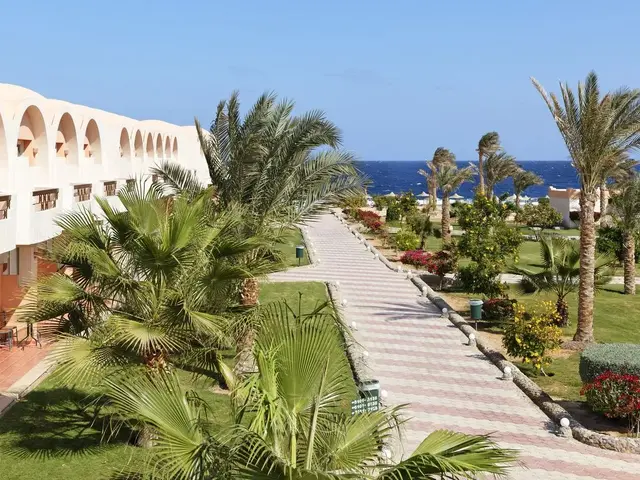 фото отеля The Three Corners Sea Beach Resort (ex. Triton Sea Beach Resort; Holiday Beach Resort Marsa Alam) изображение №5