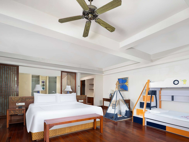 фото Swissotel & Grand Mercure Sanya Yalong Bay (ex. Grand Mercure Sanya Yalong Bay; Huayu Resort & Spa Yalong Bay Sanya) изображение №22