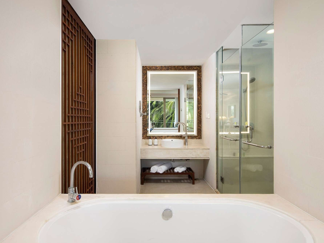 фотографии Swissotel & Grand Mercure Sanya Yalong Bay (ex. Grand Mercure Sanya Yalong Bay; Huayu Resort & Spa Yalong Bay Sanya) изображение №8