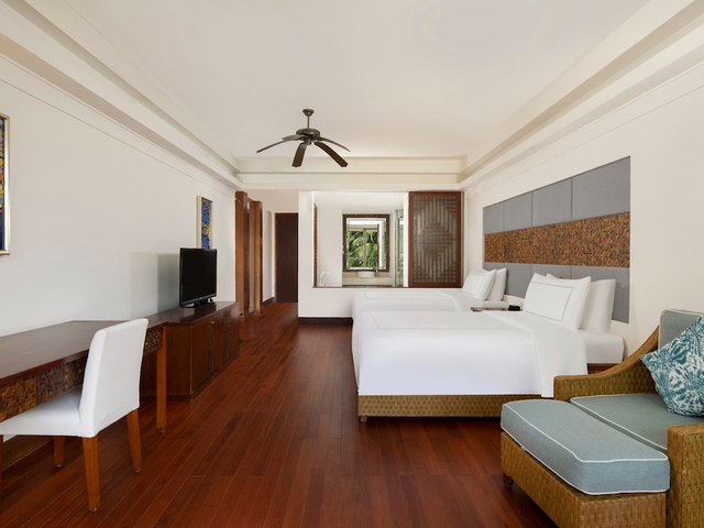 фото Swissotel & Grand Mercure Sanya Yalong Bay (ex. Grand Mercure Sanya Yalong Bay; Huayu Resort & Spa Yalong Bay Sanya) изображение №10