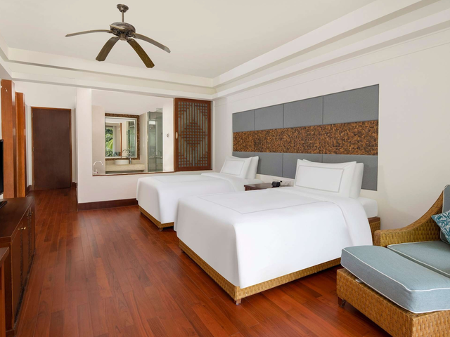 фотографии Swissotel & Grand Mercure Sanya Yalong Bay (ex. Grand Mercure Sanya Yalong Bay; Huayu Resort & Spa Yalong Bay Sanya) изображение №12