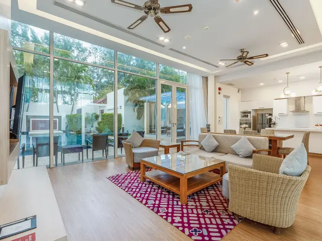 фото Splash Beach Resort (ex. Grand West Sands Resort & Villas; Centara West Sands Phuket) изображение №46