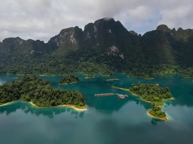 фотографии отеля 360 Issara Floating Resort изображение №15