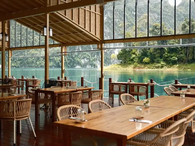 фото 360 Issara Floating Resort изображение №14