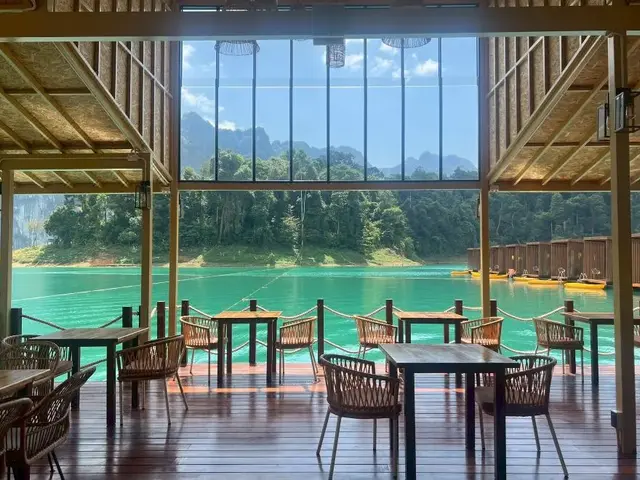 фотографии 360 Issara Floating Resort изображение №8